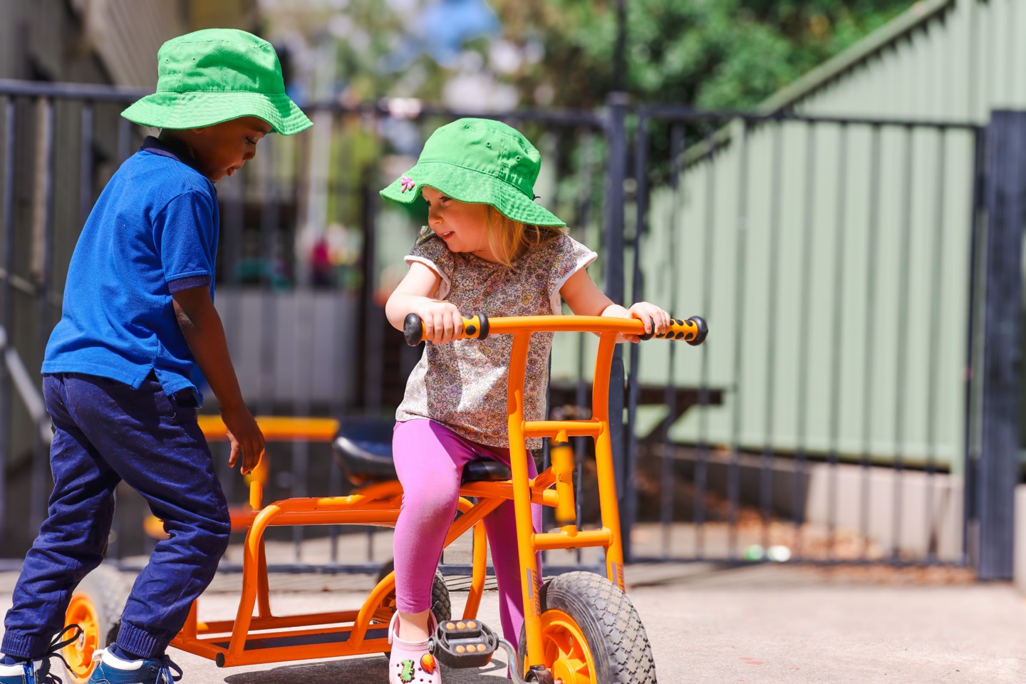 Blackstone 3-6 Generic Sharing Bike